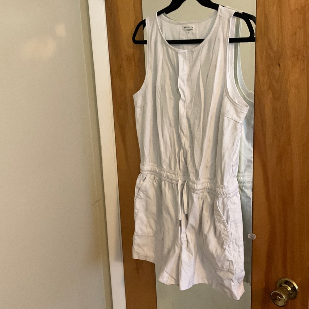 Athleta white patterned romper
